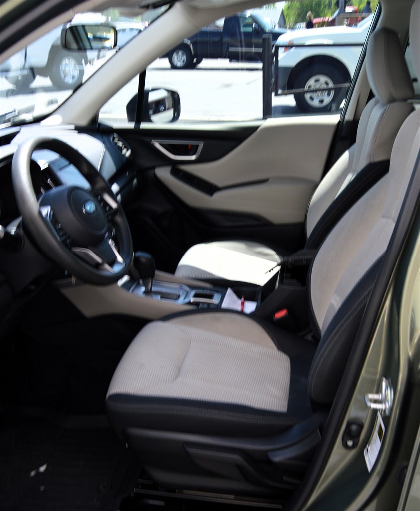 2021 Buick Encore Convenience photo