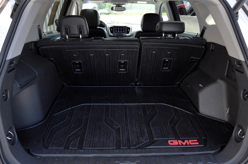 2018 GMC Terrain SLT photo