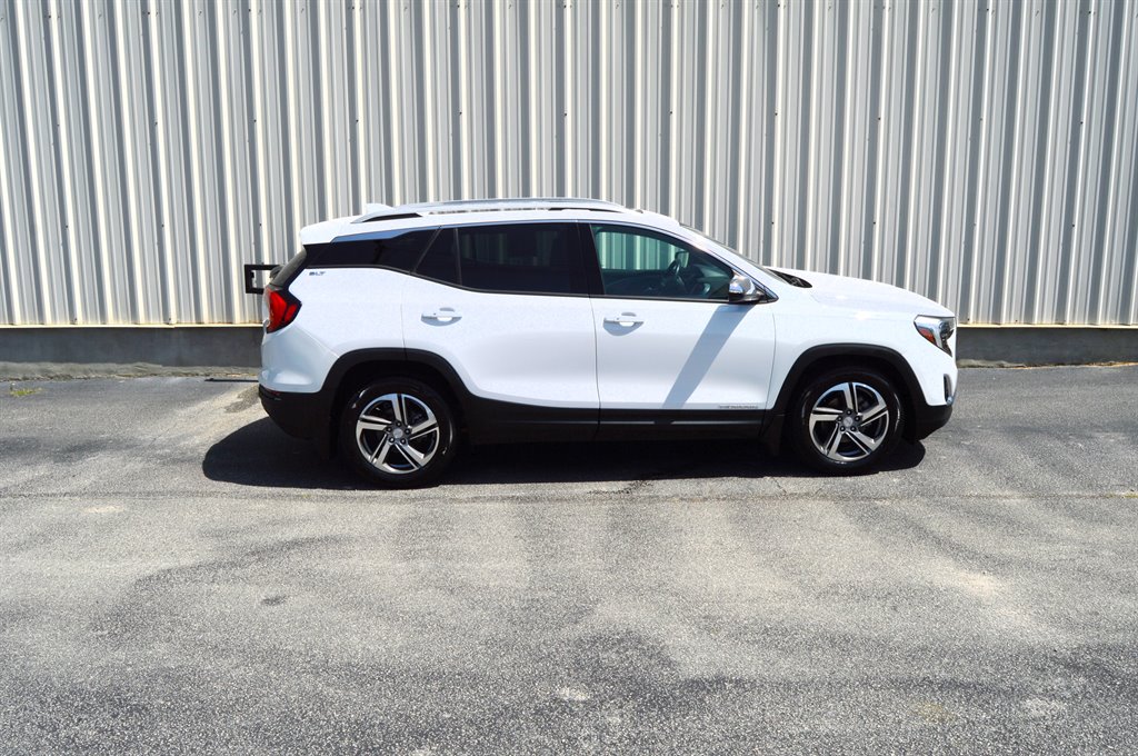 2018 GMC Terrain SLT photo
