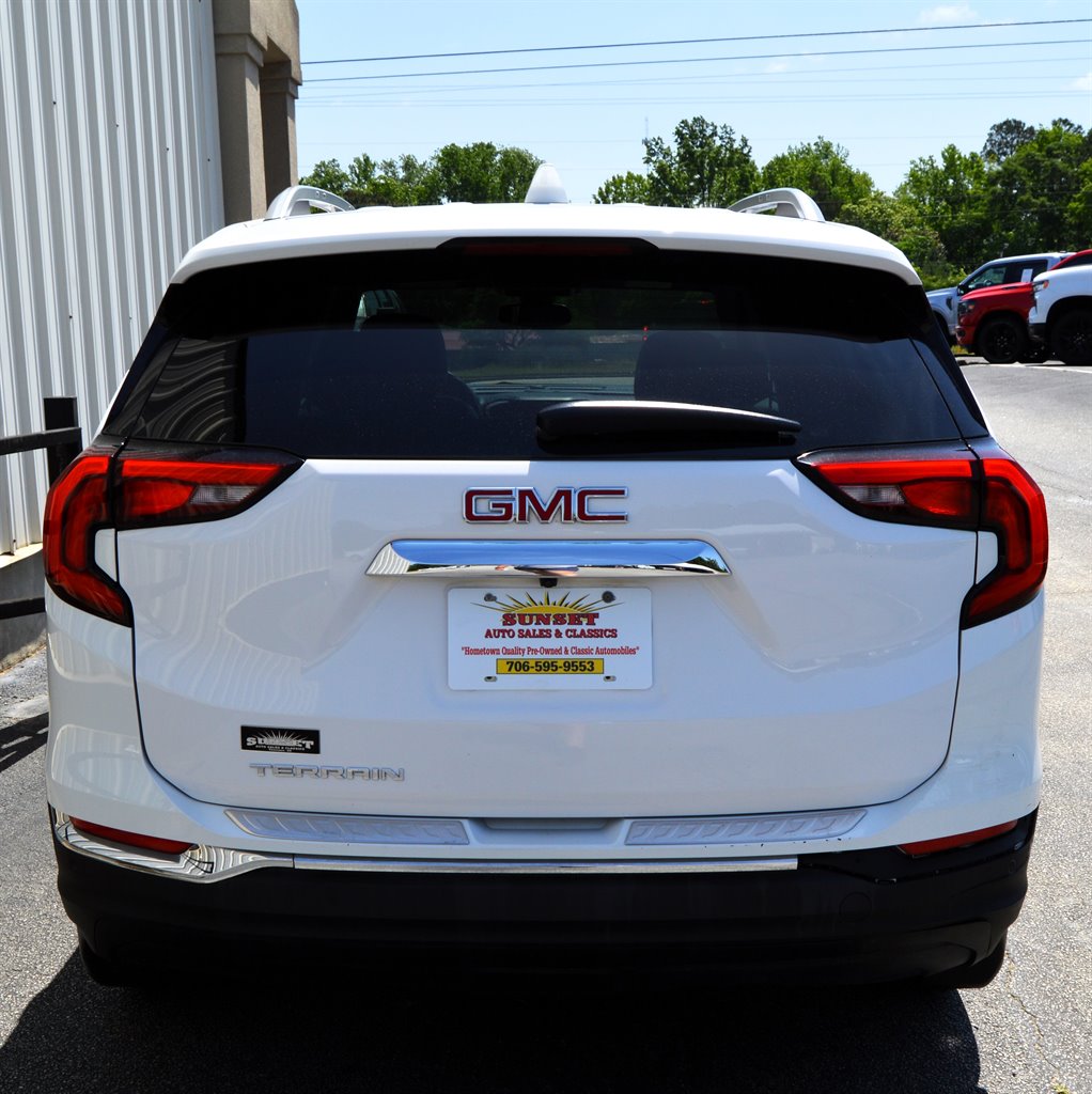2018 GMC Terrain SLT photo