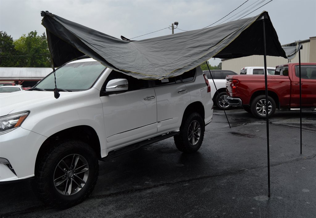 2017 Lexus GX 460 photo