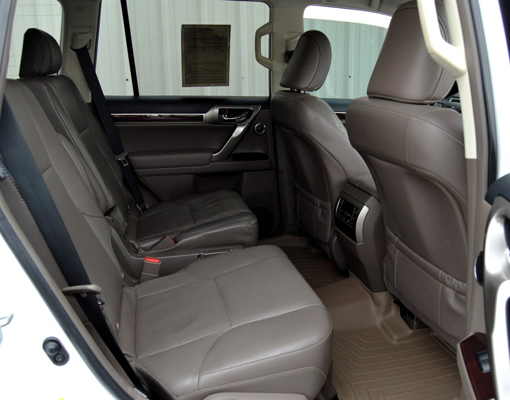 2017 Lexus GX 460 photo