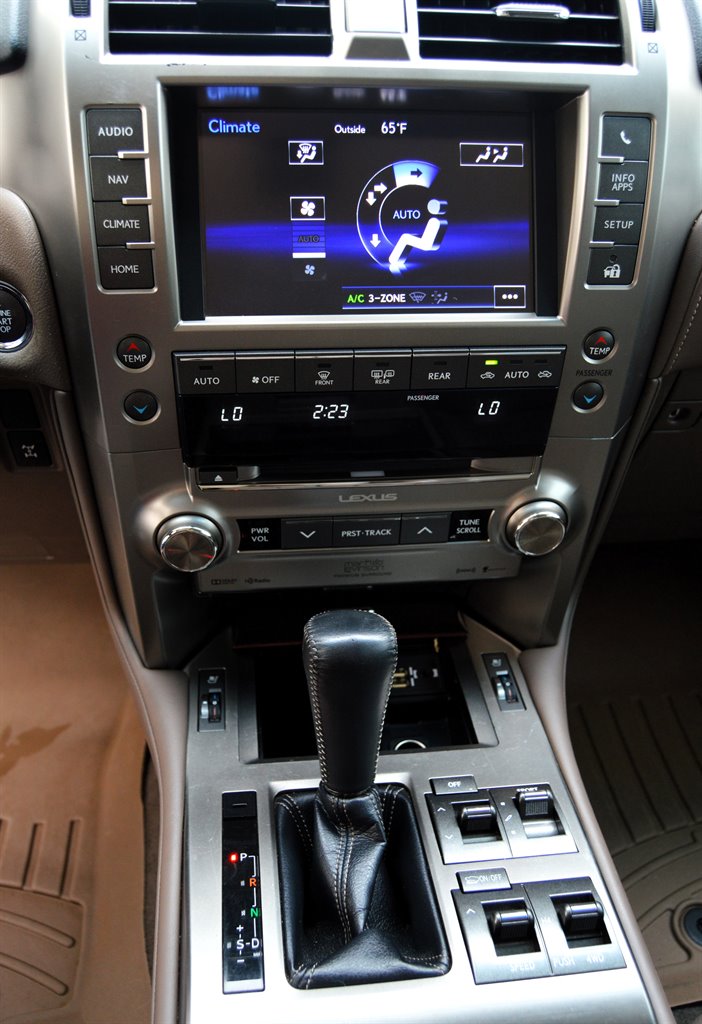 2017 Lexus GX 460 photo