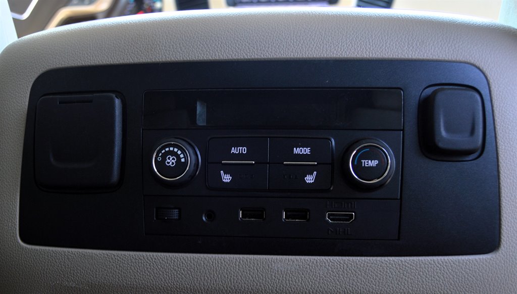2019 GMC Yukon XL 1500 Denali photo