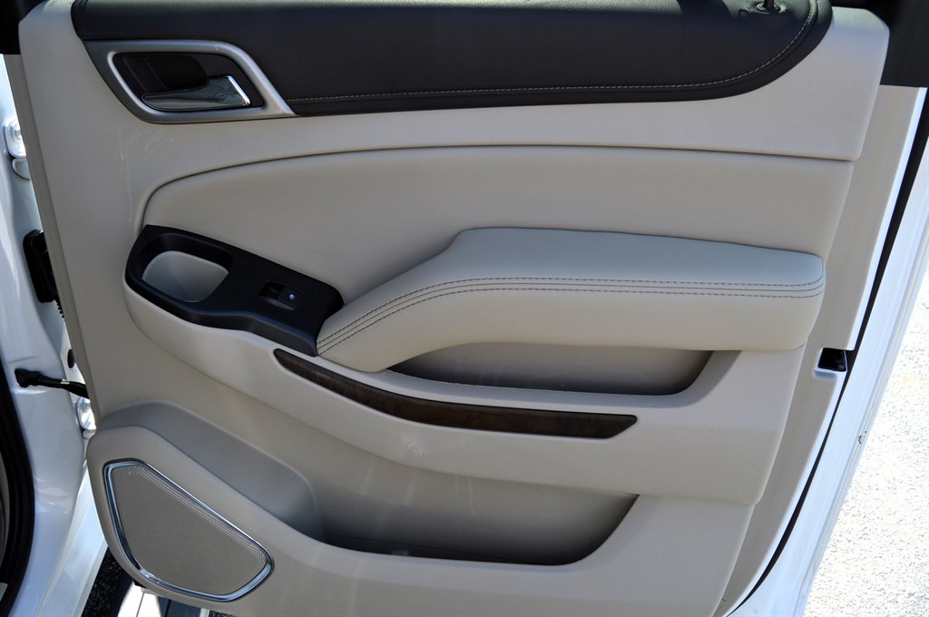 2019 GMC Yukon XL 1500 Denali photo