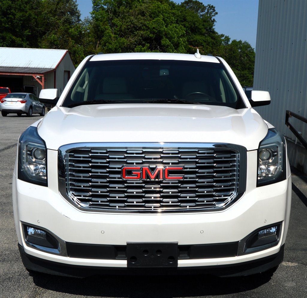 2019 GMC Yukon XL 1500 Denali photo