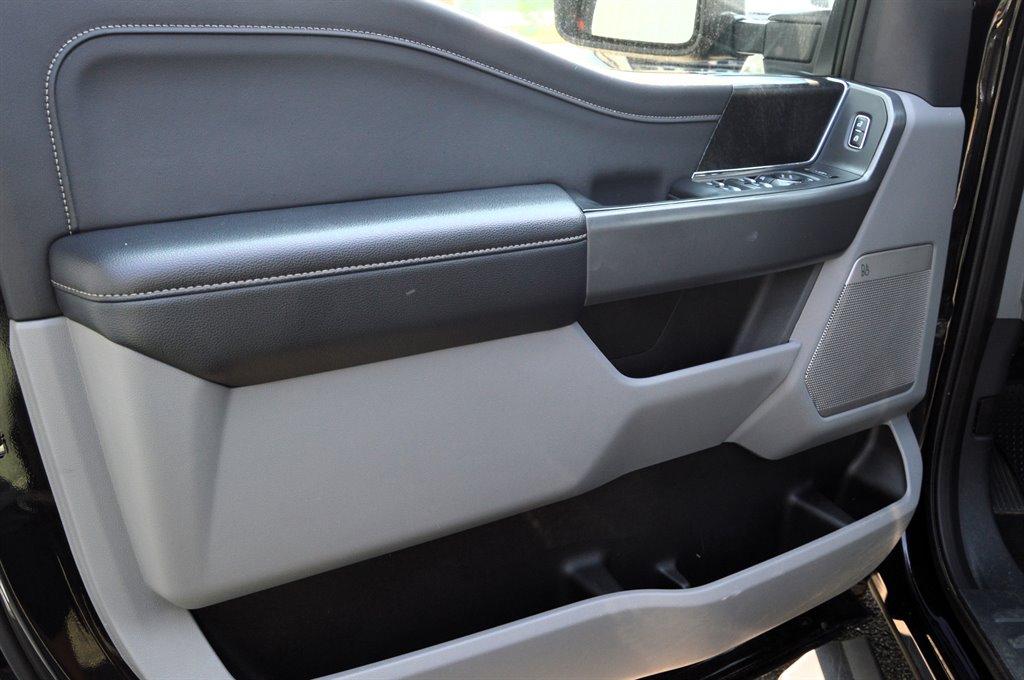 2013 Nissan Frontier S photo