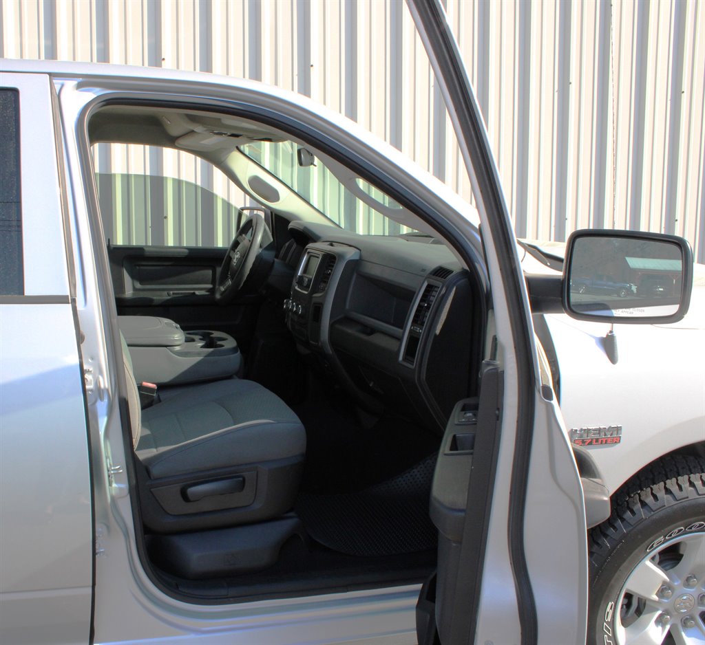 2019 Ram 1500 Classic - $23,950