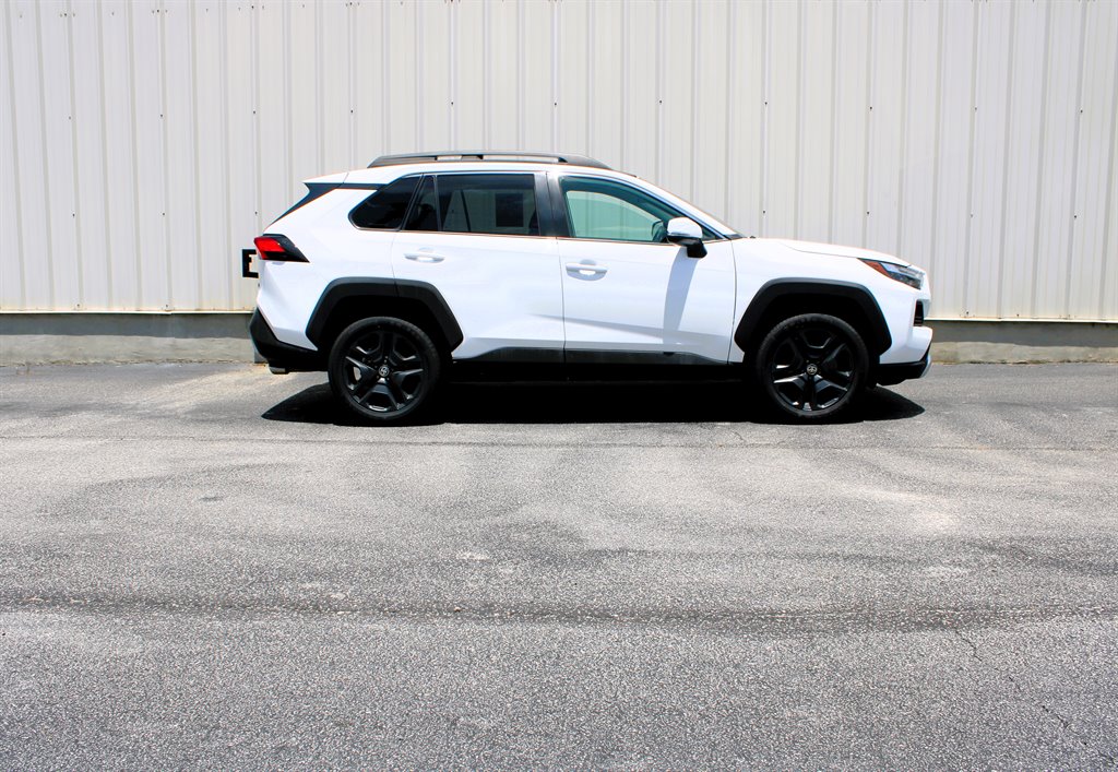 2022 Toyota RAV4 - $32,950