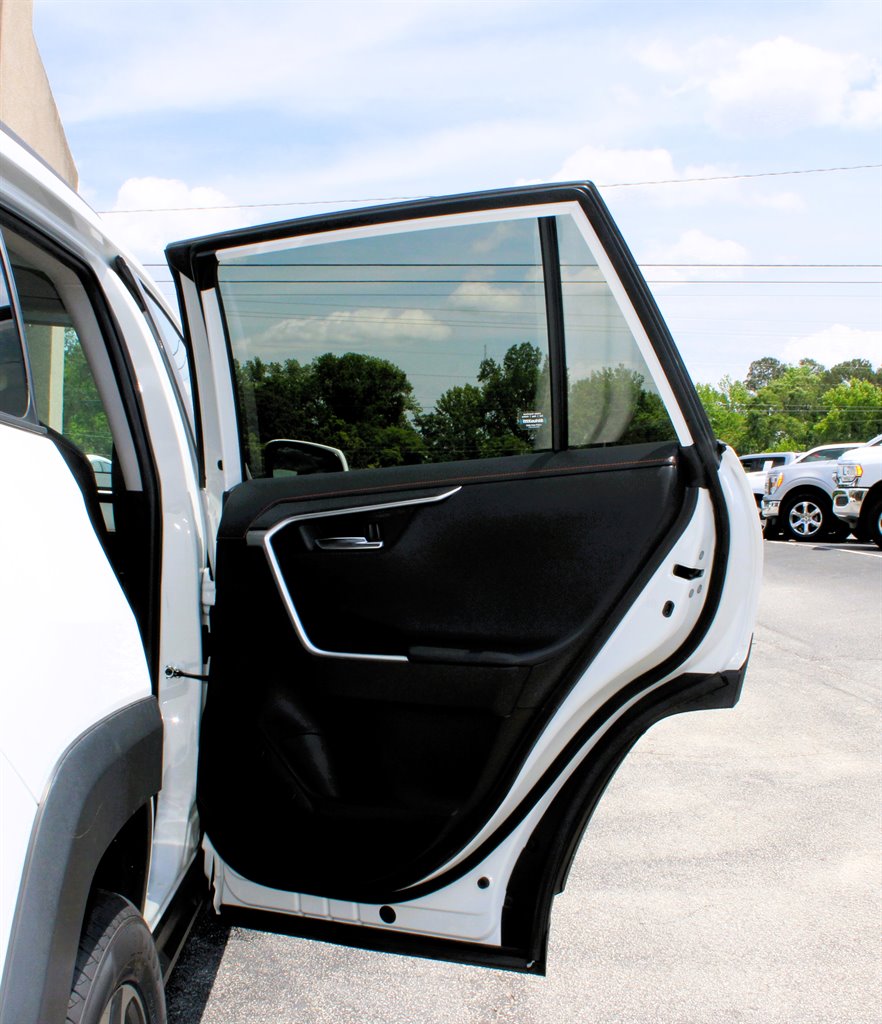 2022 Toyota RAV4 - $32,950