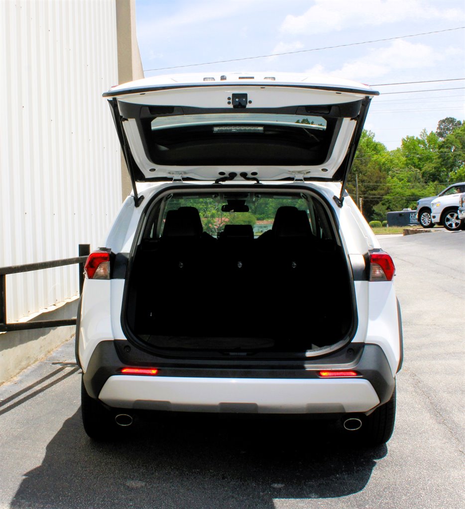 2022 Toyota RAV4 - $32,950