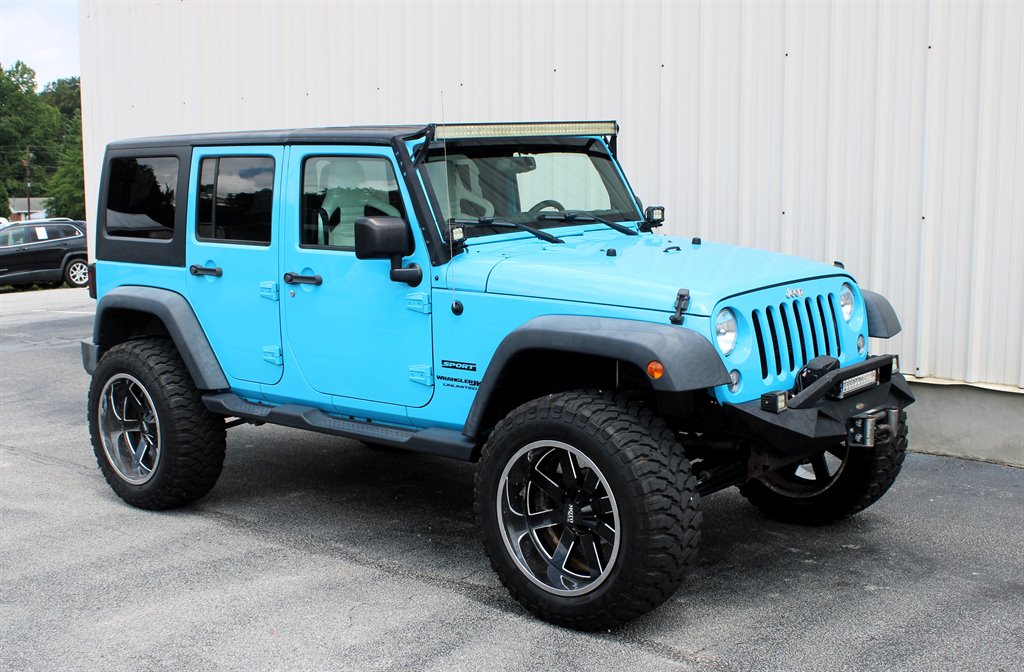2018 Jeep Wrangler - $18,950