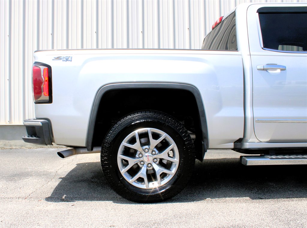 2018 GMC Sierra - $26,950