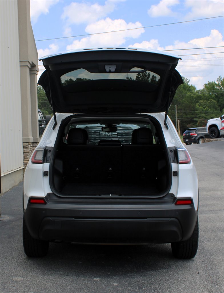 2021 Jeep Cherokee - $19,950