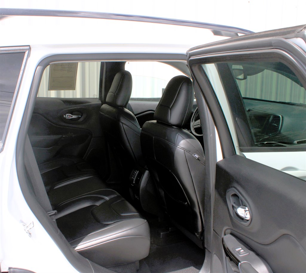2021 Jeep Cherokee - $19,950