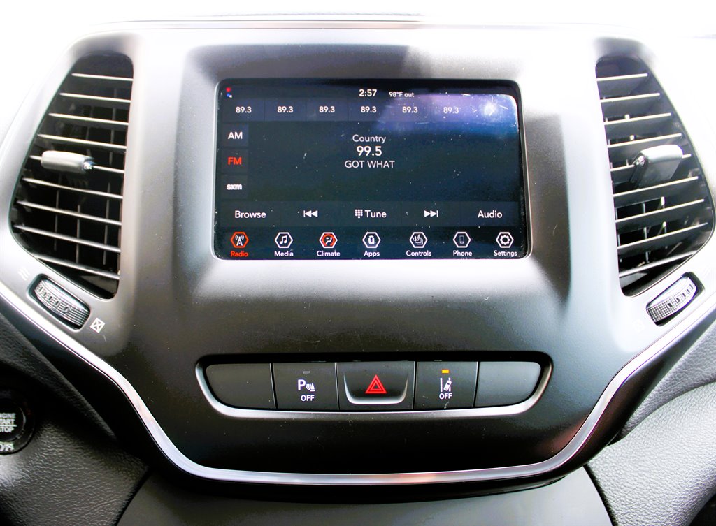 2021 Jeep Cherokee - $19,950