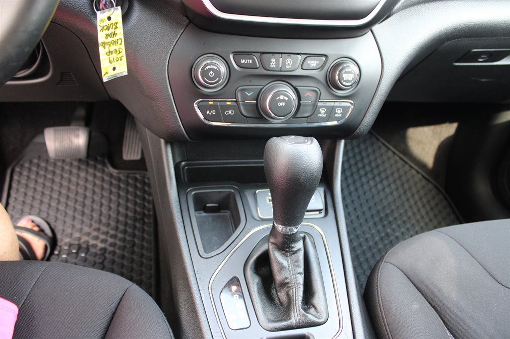 2019 Jeep Cherokee