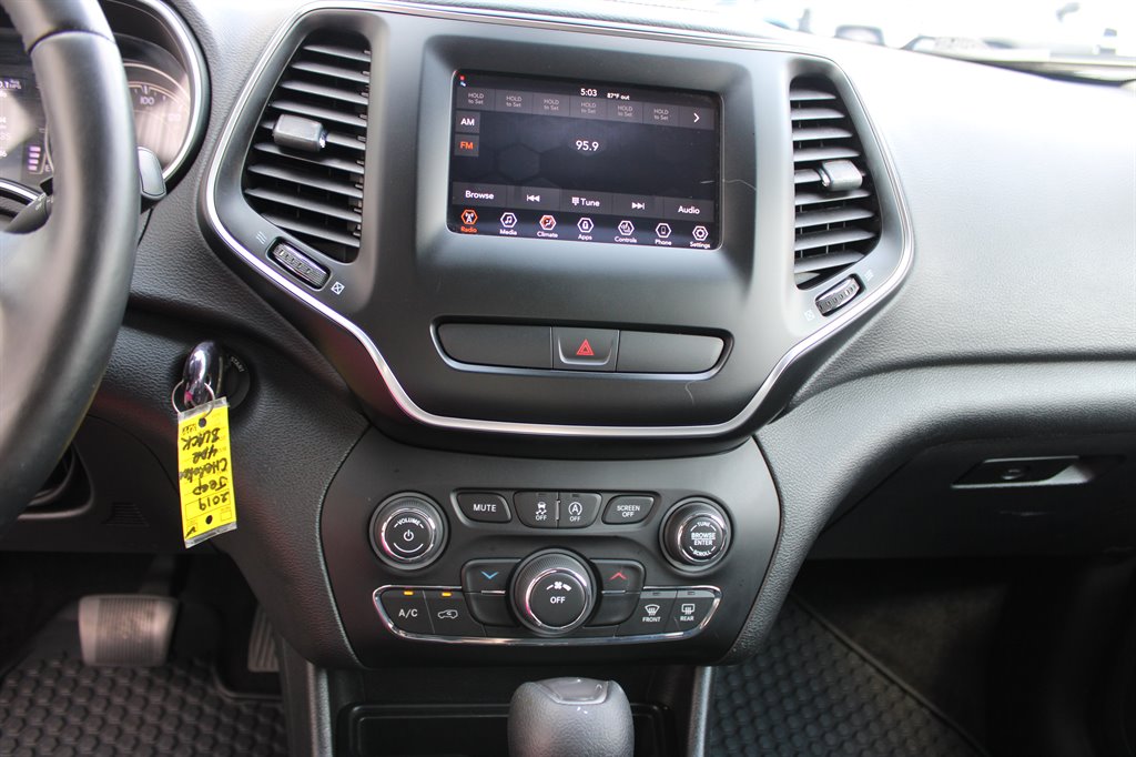 2019 Jeep Cherokee