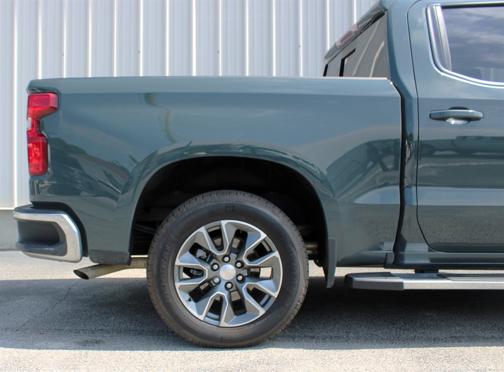 2025 Chevrolet Silverado 1500 - $43,950