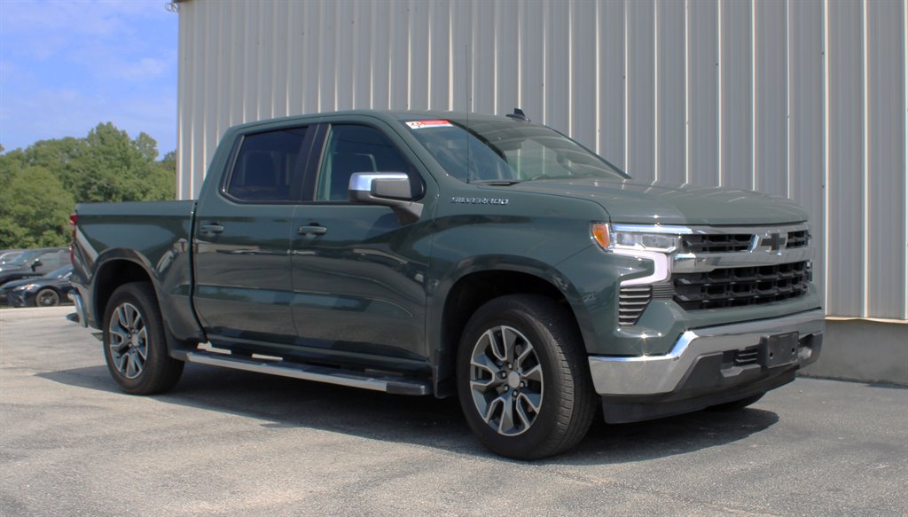 2025 Chevrolet Silverado 1500 - $43,950
