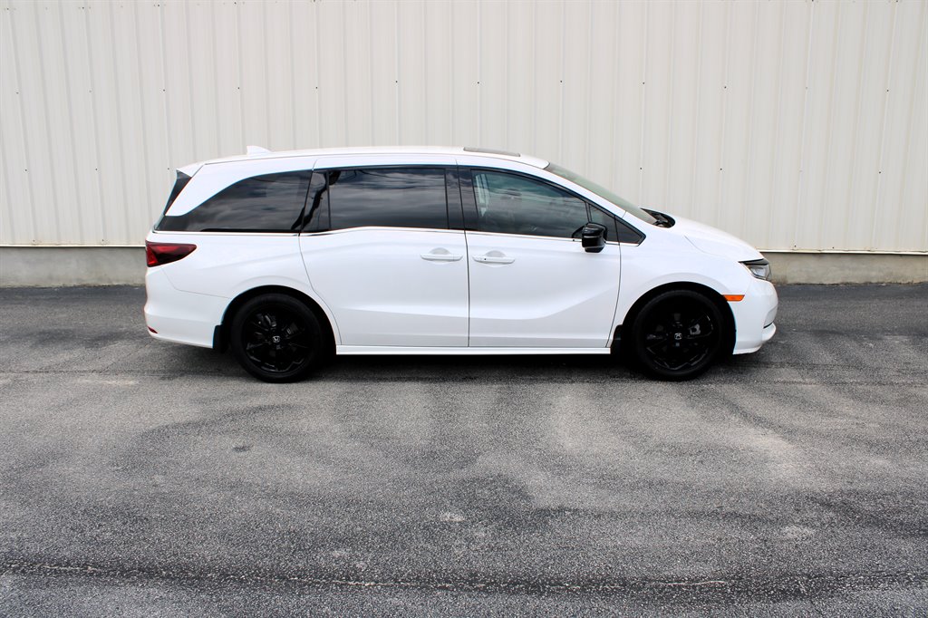 2023 Honda Odyssey - $35,950