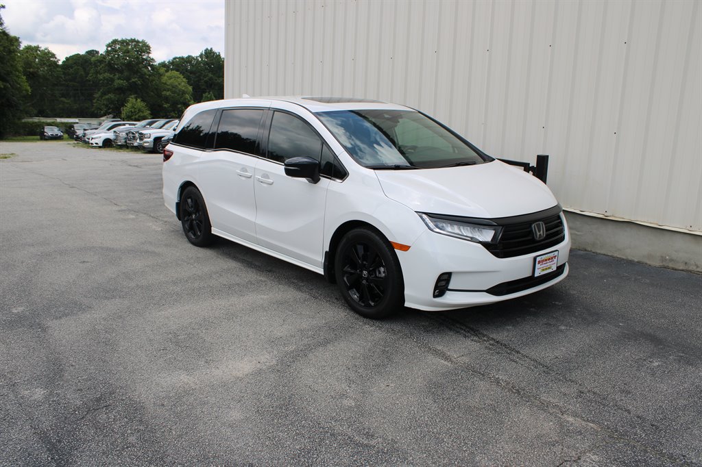 2023 Honda Odyssey - $35,950
