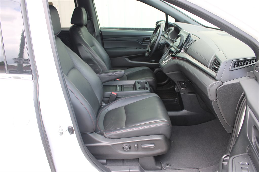 2023 Honda Odyssey - $35,950