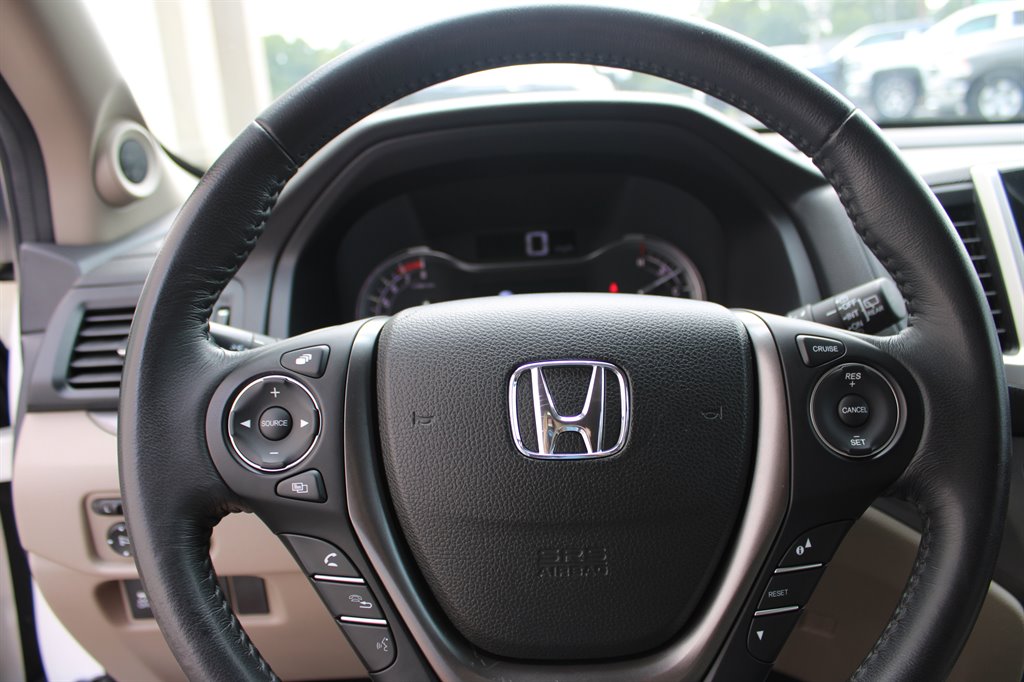 2017 Honda Pilot - $17,950