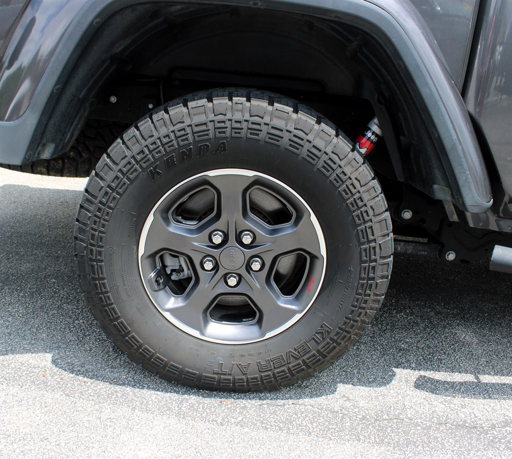 2020 Jeep Gladiator - $27,950