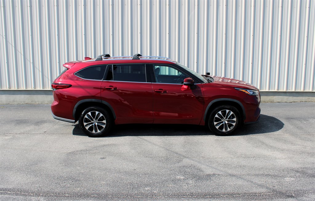 2020 Toyota Highlander - $26,950