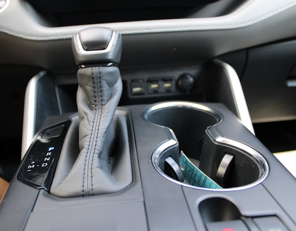 2020 Toyota Highlander - $26,950
