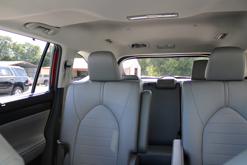 2020 Toyota Highlander - $26,950