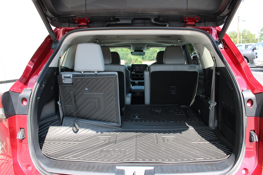 2020 Toyota Highlander - $26,950