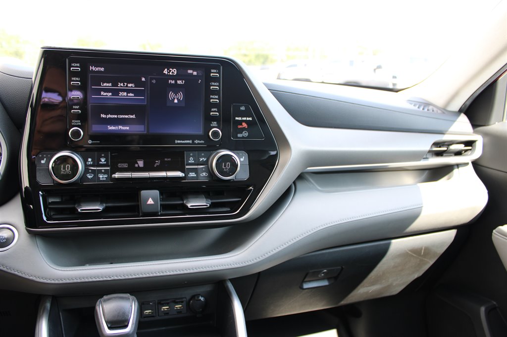 2020 Toyota Highlander - $26,950