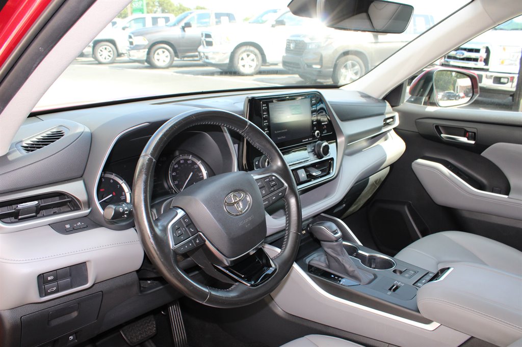 2020 Toyota Highlander - $26,950