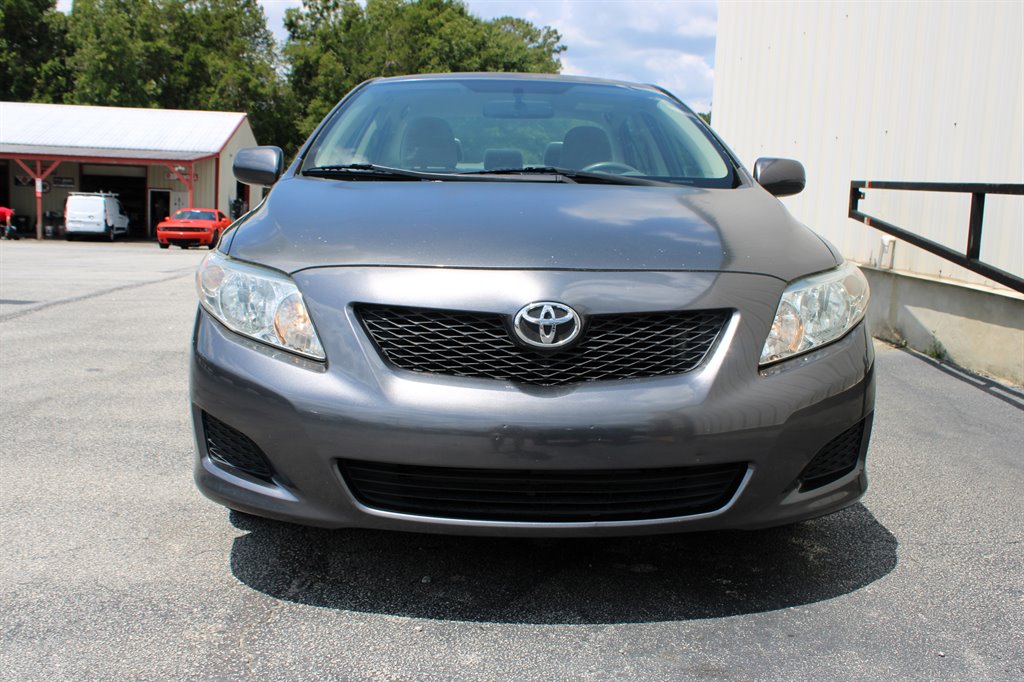 2009 Toyota Corolla - $9,950
