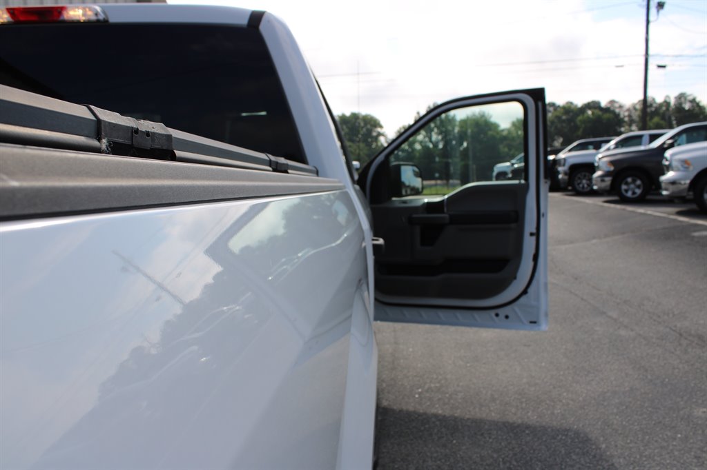 2017 Ford F150 - $18,950