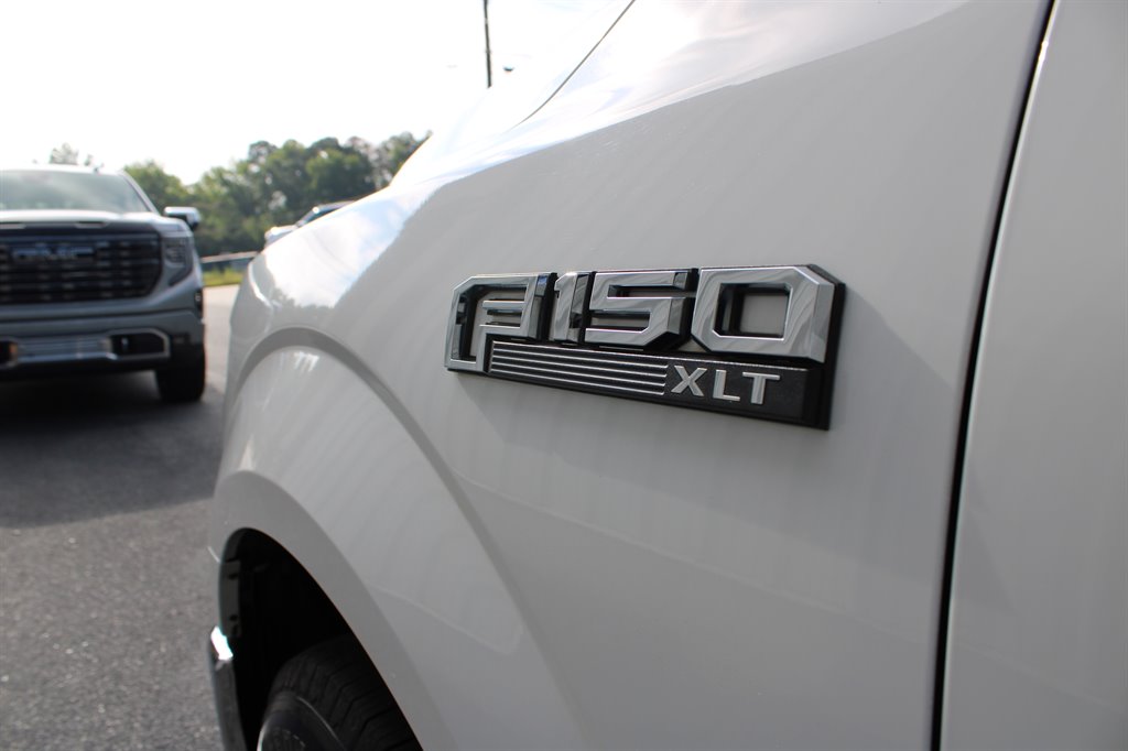 2017 Ford F150 - $18,950