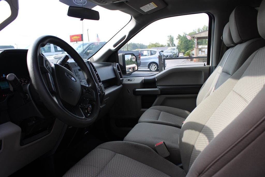 2017 Ford F150 - $18,950