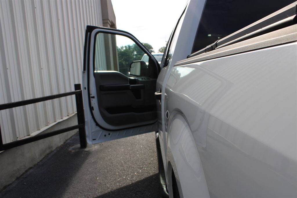 2017 Ford F150 - $18,950