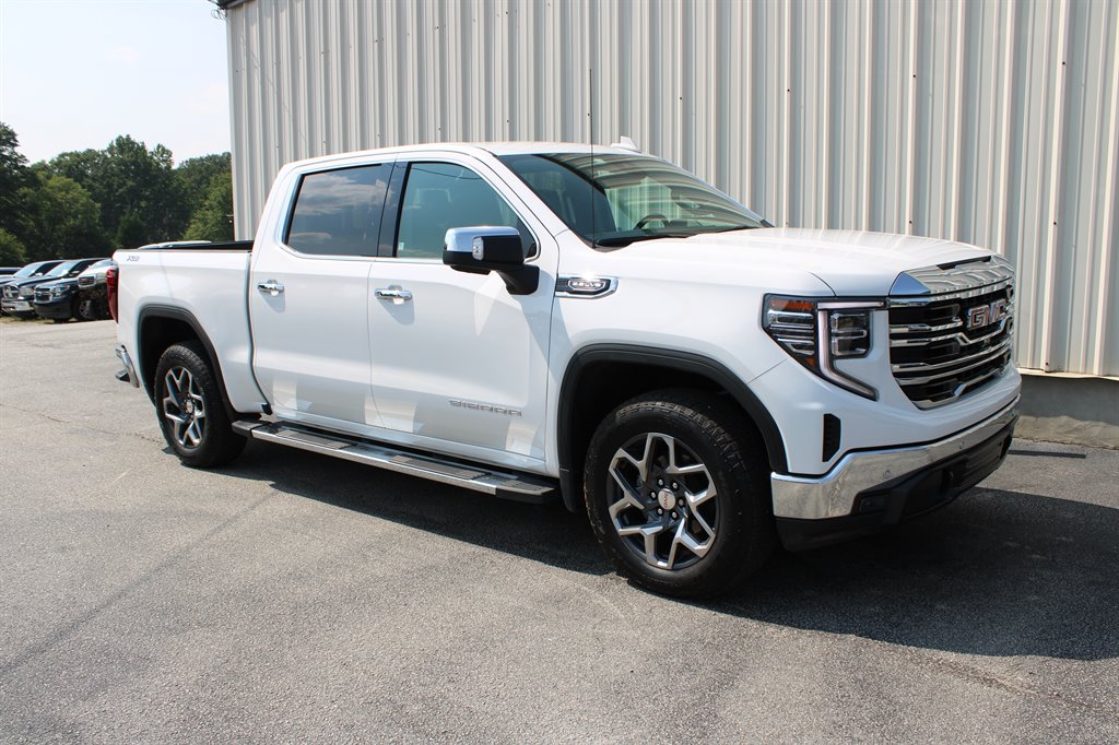 2025 GMC Sierra 1500 - $54,950