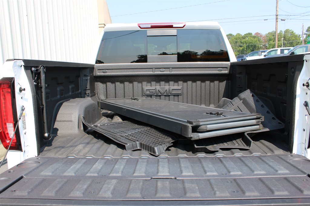 2025 GMC Sierra 1500 - $54,950