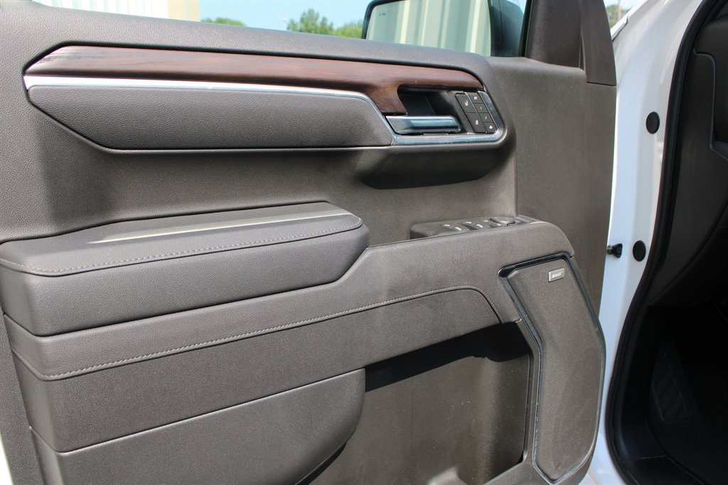 2025 GMC Sierra 1500 - $54,950