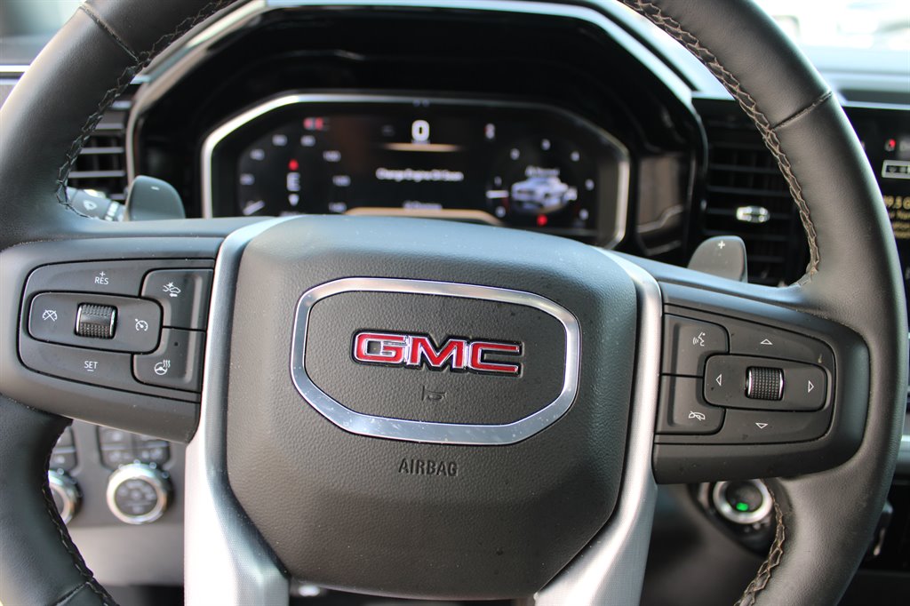 2025 GMC Sierra 1500 - $54,950