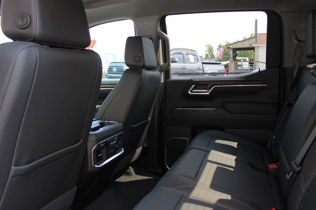 2025 GMC Sierra 1500 - $54,950