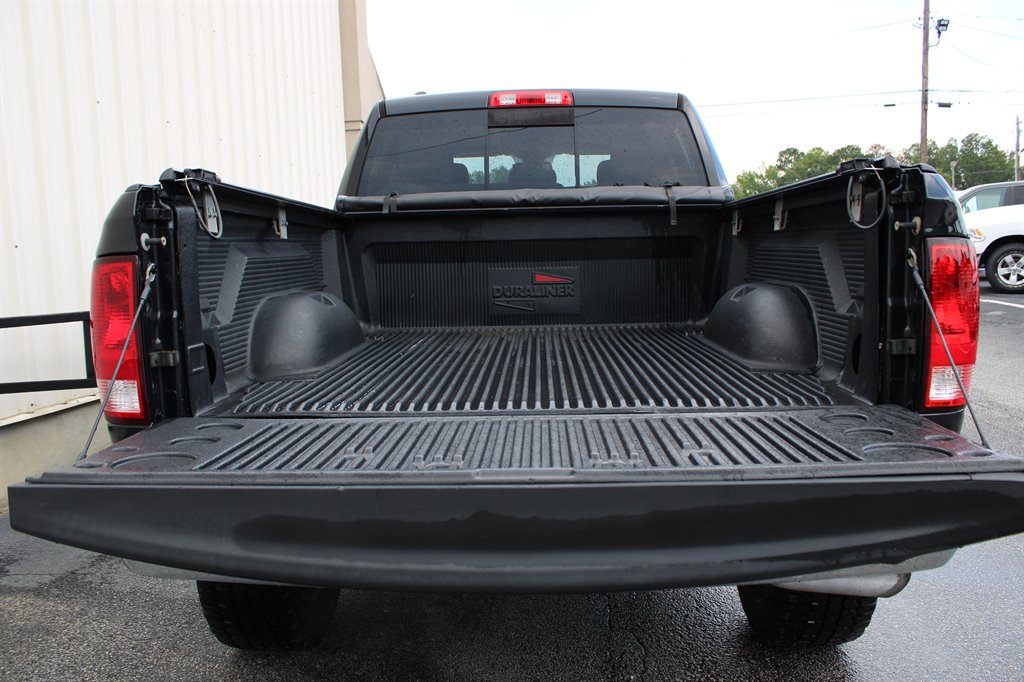 2016 Ram 1500 - $21,950