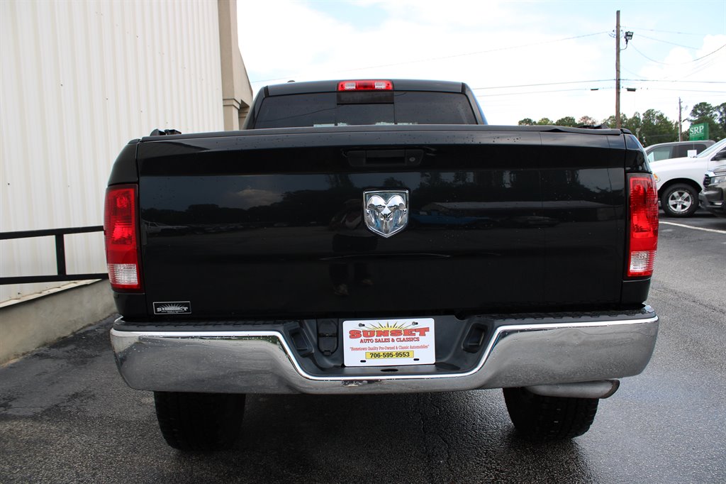 2016 Ram 1500 - $21,950