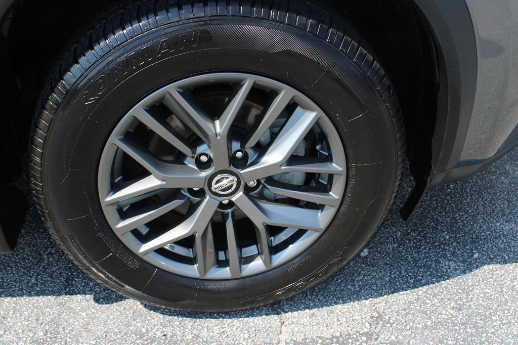 2021 Nissan Rogue - $19,950