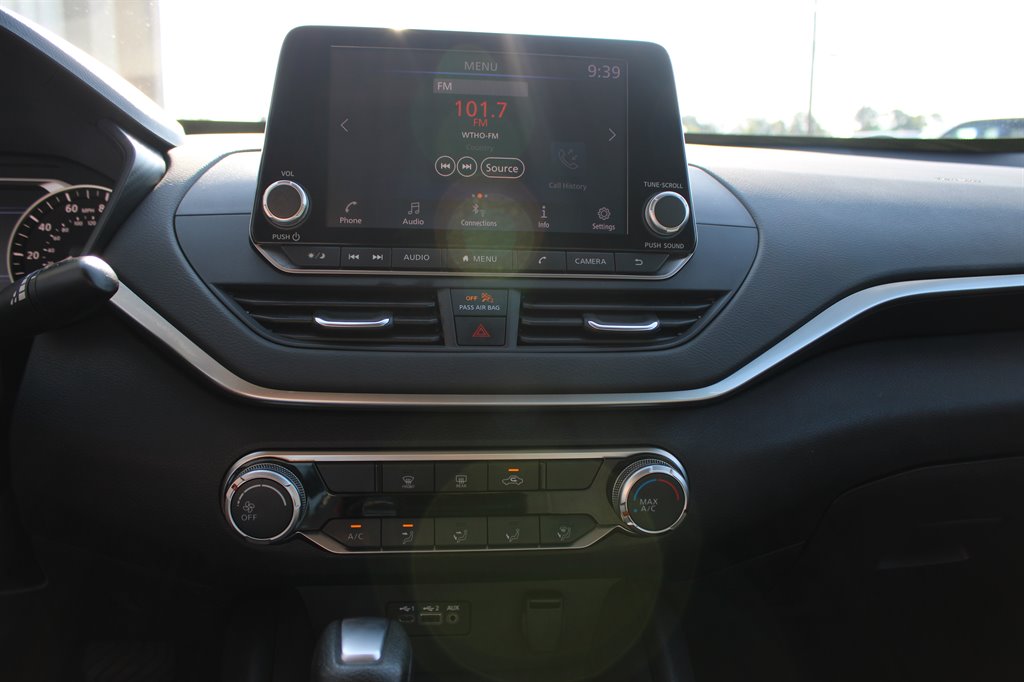 2022 Nissan Altima - $17,950