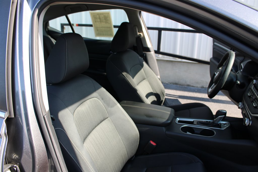 2022 Nissan Altima - $17,950
